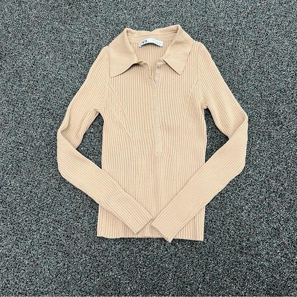 ZARA Beige Ribbed Collared Long-Sleeve Modest Shirt Top Sweater Silver Snaps M - Picture 3 of 12